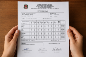 Comprovação de escolaridade no concurso: Advogado explicando o momento exato para apresentar o diploma segundo o STJ.